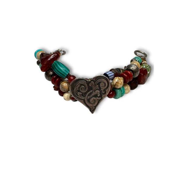 Handcrafted African Trade Bead Bracelet With Heart Centerpiece - Picture 1 of 13